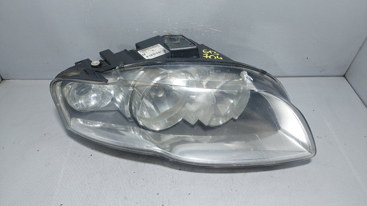 DIJELOVI FAR AUDI A4 (B7) > 04-07 8E0941004BK
