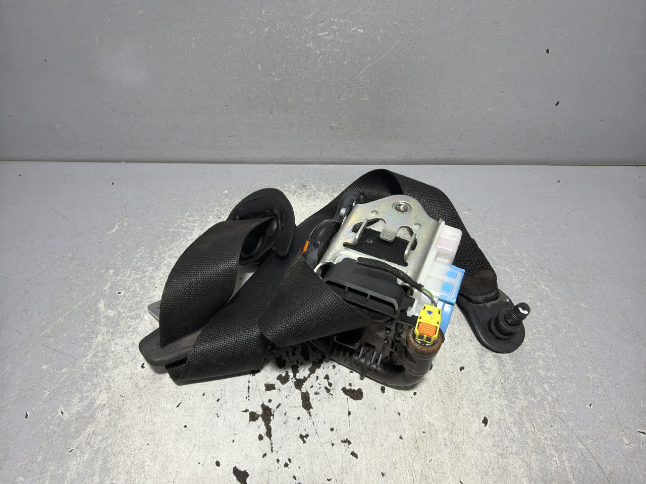DIJELOVI POJAS MERCEDES A KLASA (W176) > 15-18 1.5 A1768602285