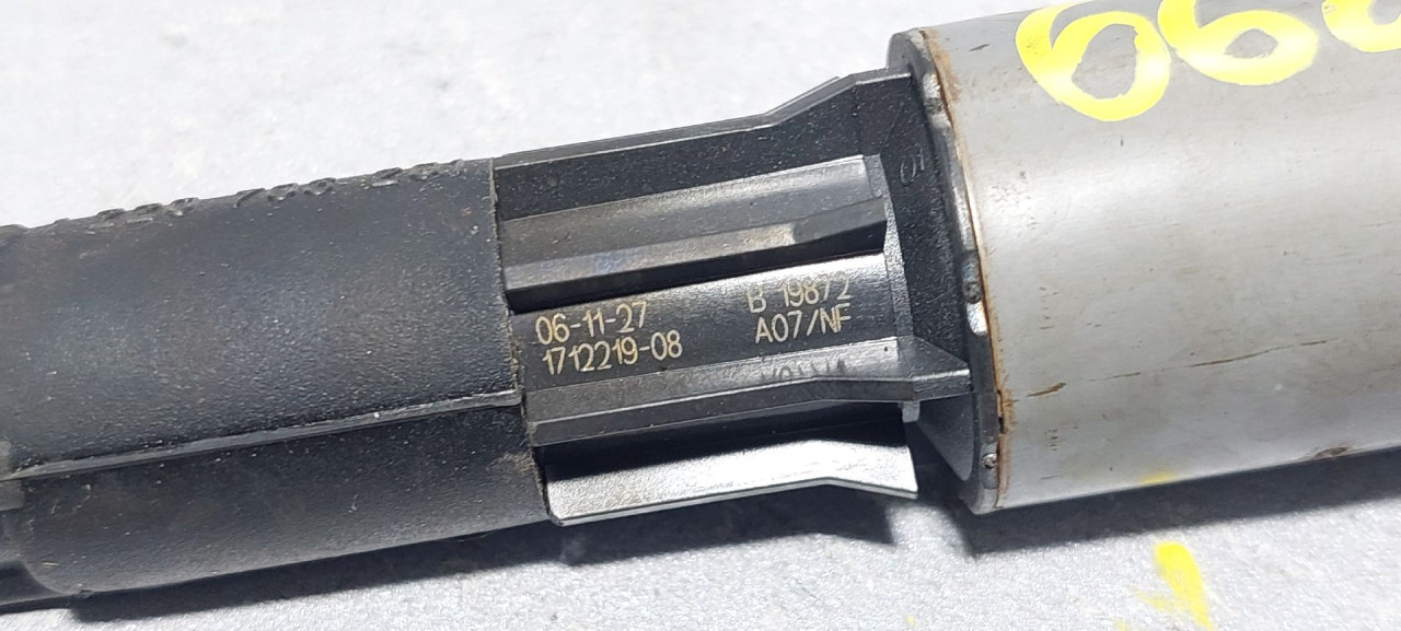 BOMBINA BMW SERIJA 3 (E46) COMPACT > 01-04 171221908 1220703201