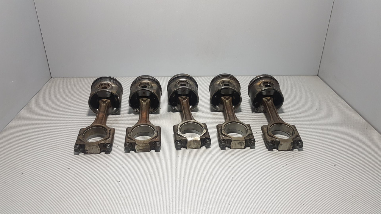 DIJELOVI KLIP VOLVO V70 > 05-07 2.4