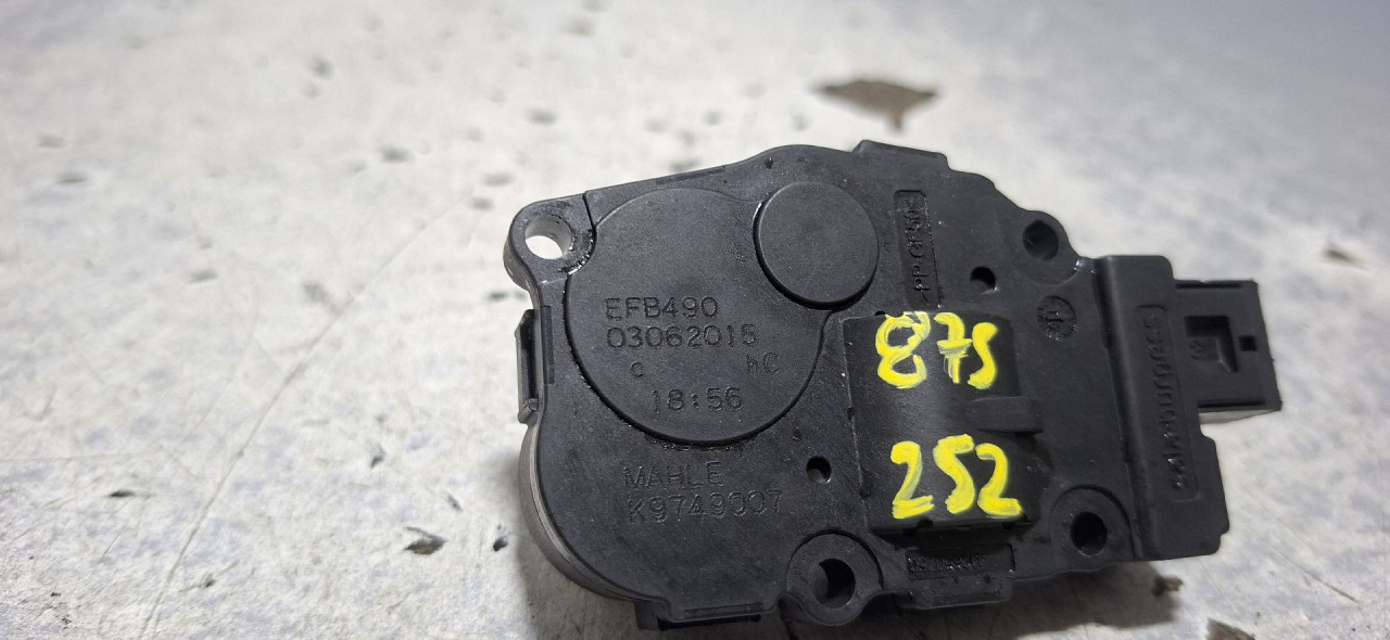 DIJELOVI MOTORIC KLAPNE AUDI Q5 > 12-16 2.0 EFB490