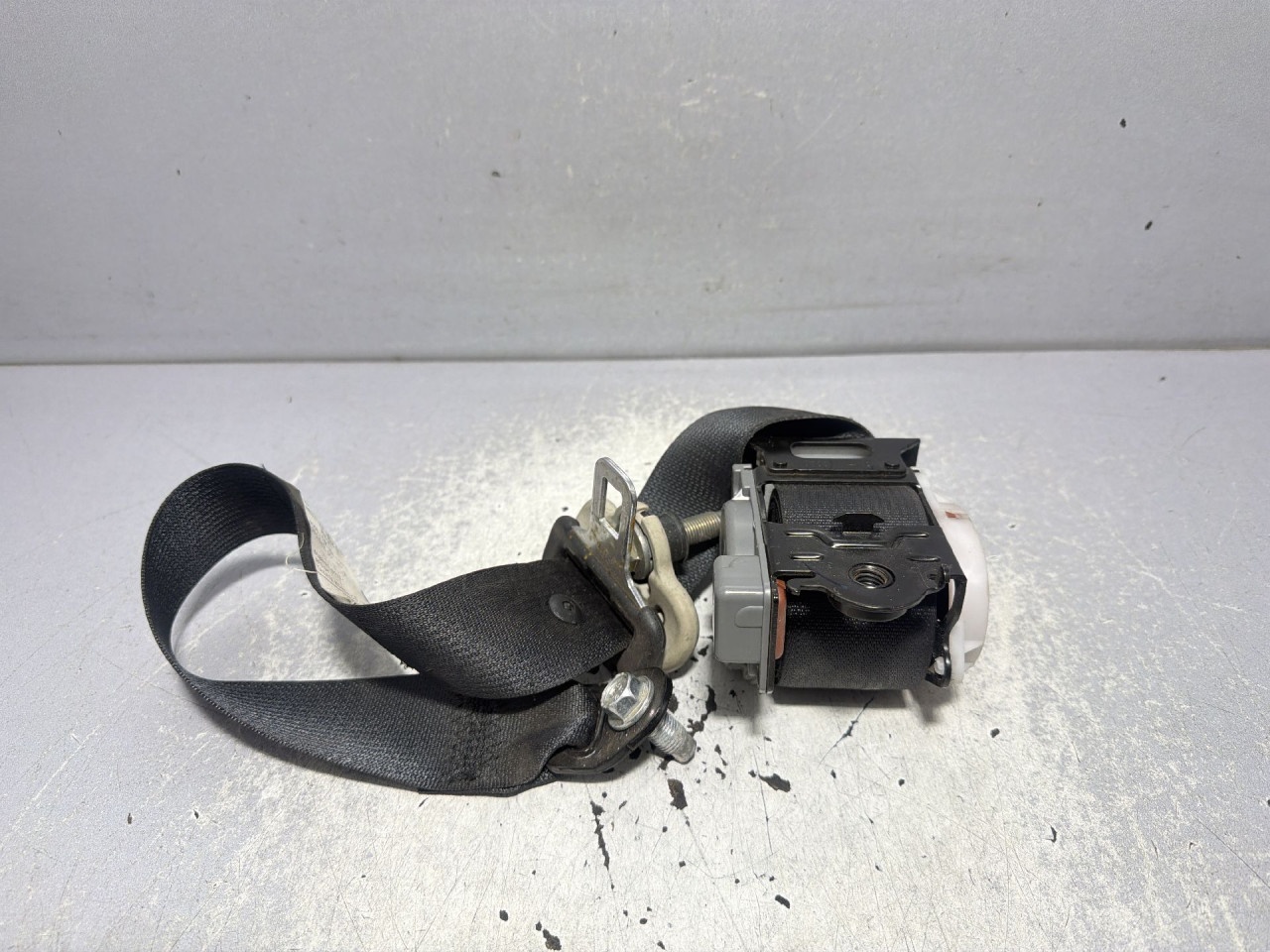 DIJELOVI POJAS NISSAN X-TRAIL > 14-17 TKKAB0EG674