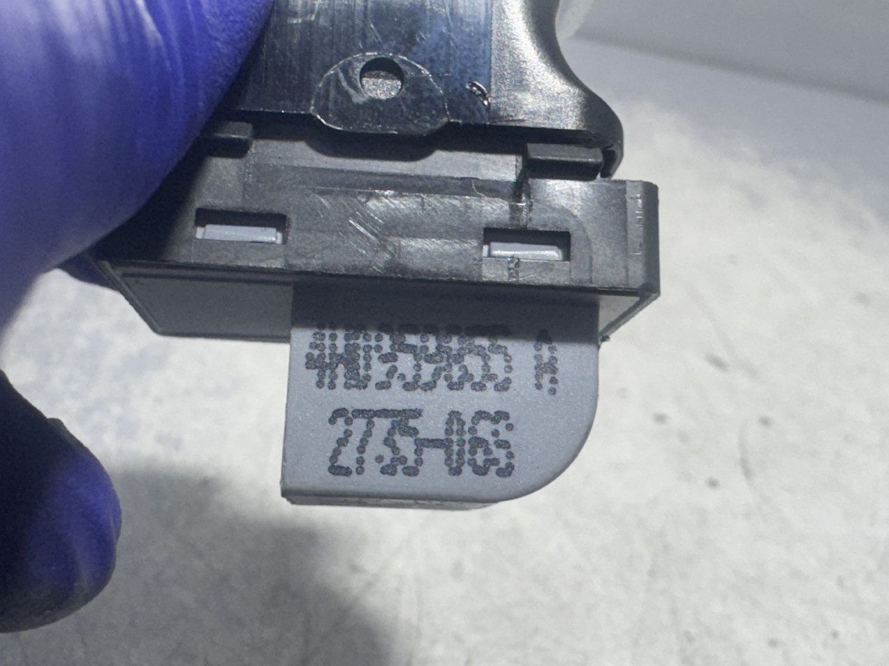PREKIDACI PROZORA AUDI Q3 > 11-15 4H0959855A
