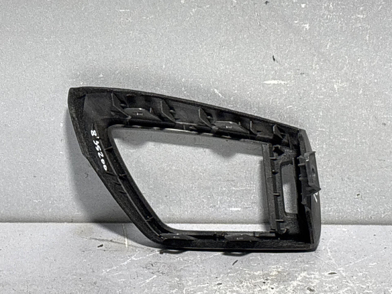 DIJELOVI PLASTIKA NISSAN X-TRAIL > 14-17