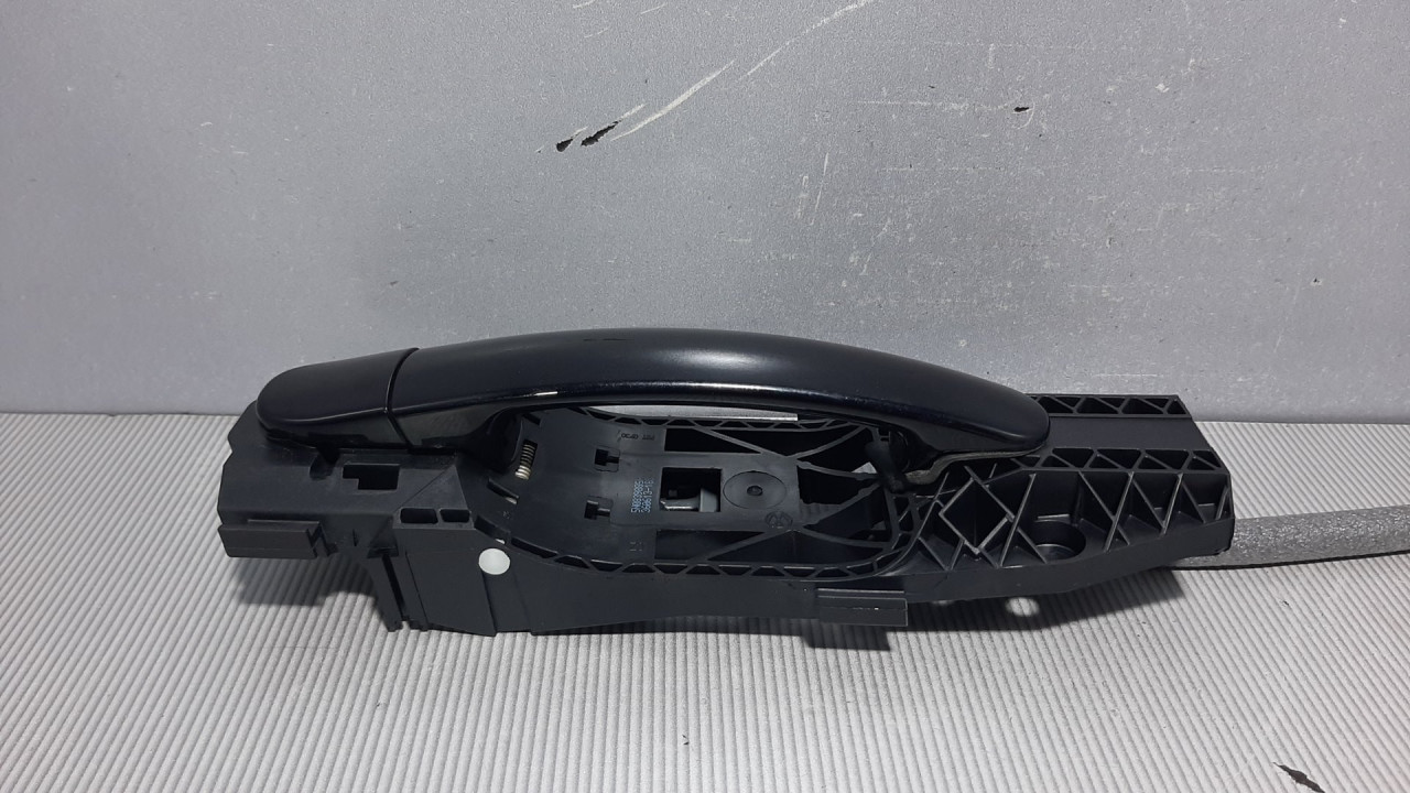DIJELOVI RUCKA VRATA VW POLO > 09-14 5N0839885H