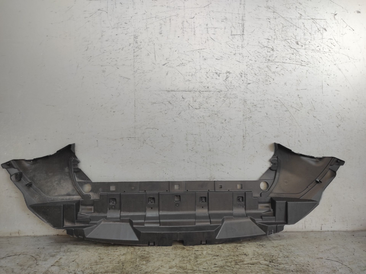 POTPORA PREDNJEG BRANIKA VOLVO XC40 > 17- 3234594