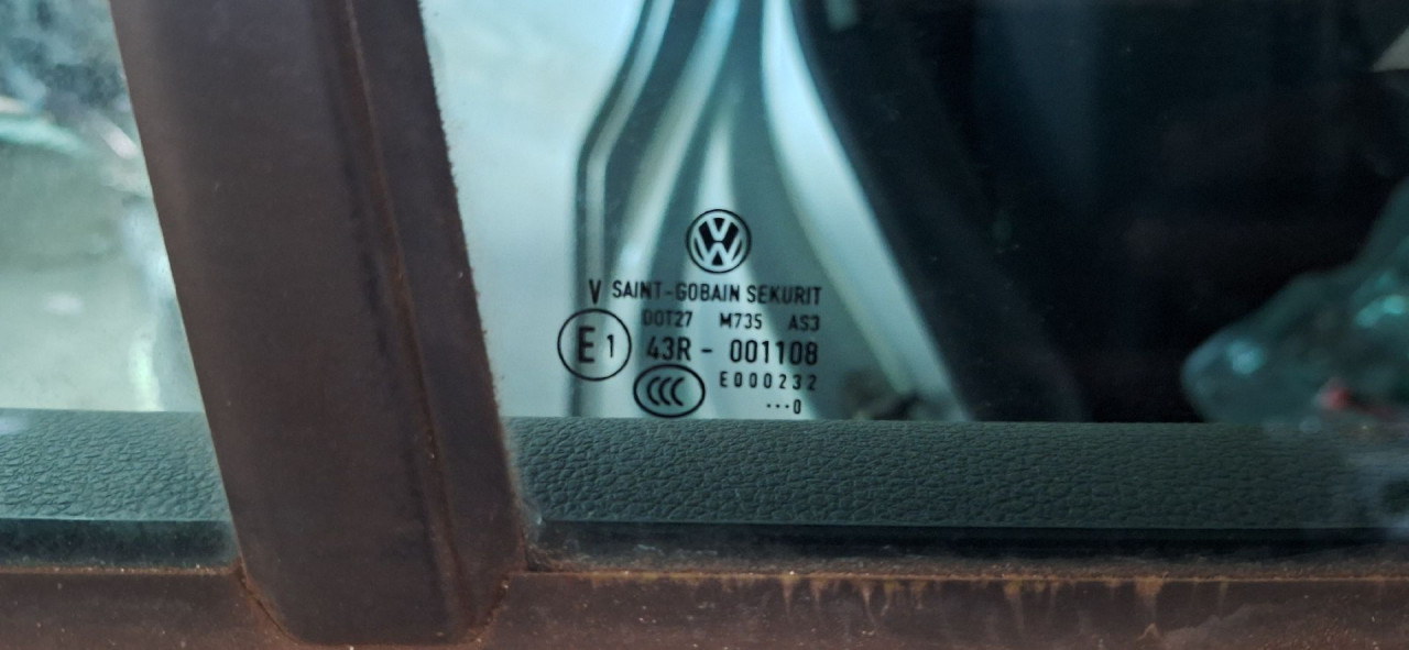DIJELOVI STAKLO VW TIGUAN > 07-11 2.0
