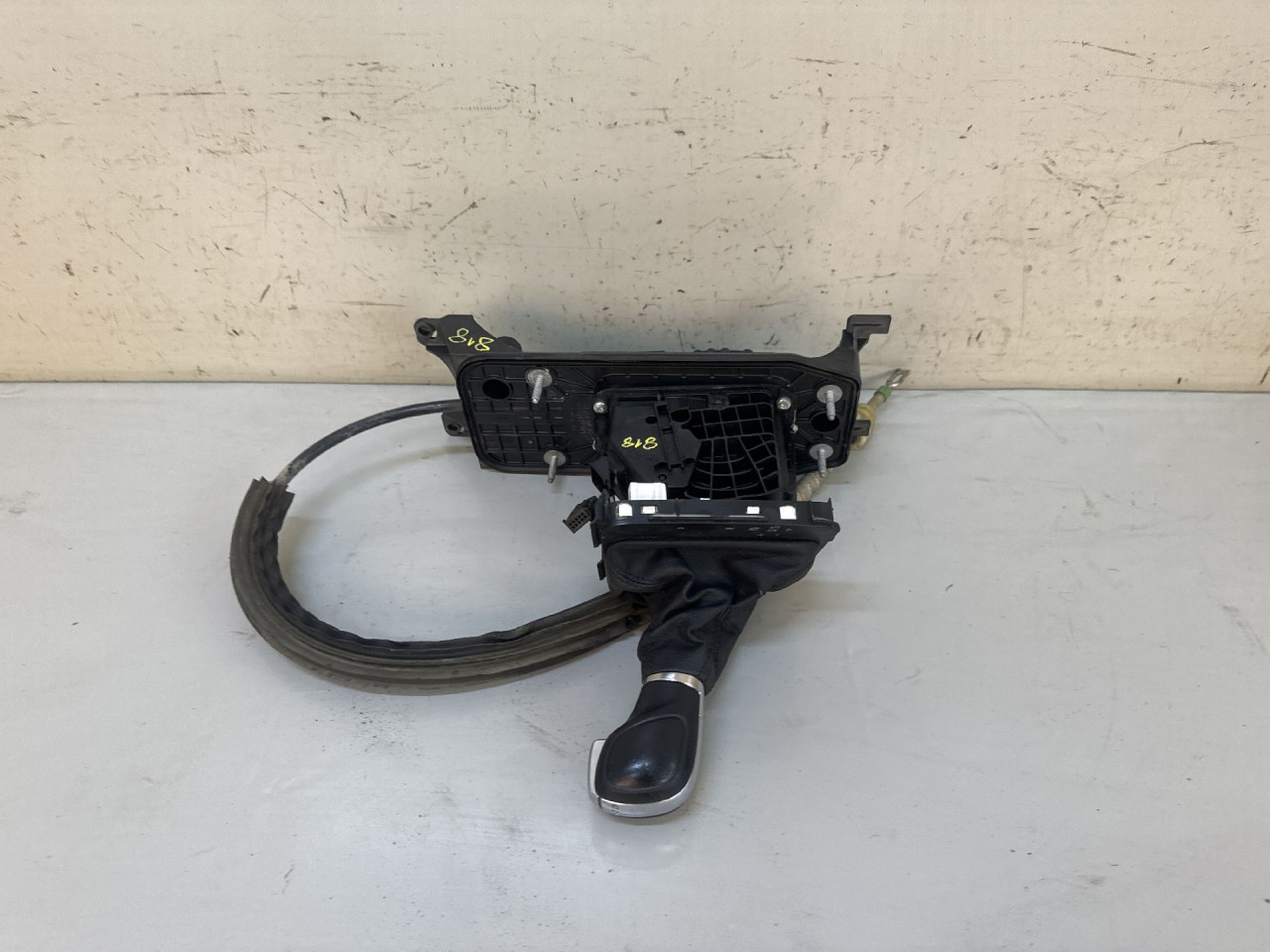 DIJELOVI SALTEBLA VW GOLF 7 > 12-16 5Q0713061