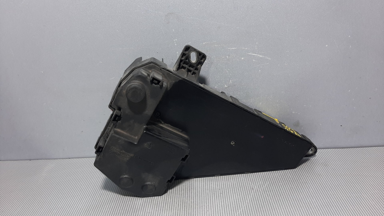 ELEKTRONIKA MODUL BMW SERIJA 5 (E60/E61) > 03-07 690658