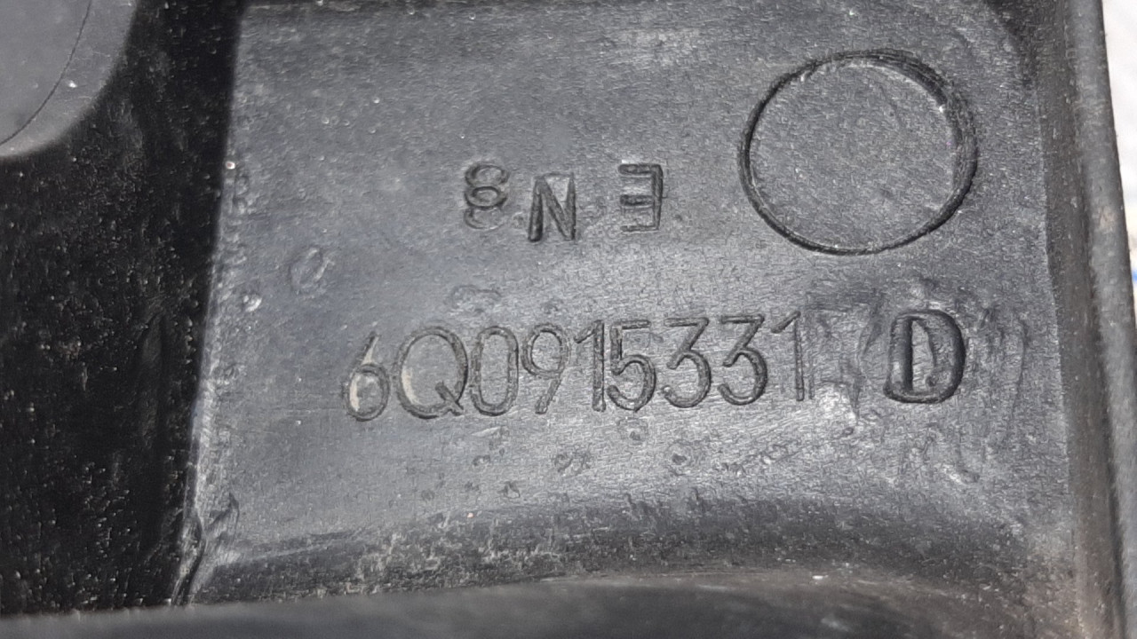 NOSAC AKUMULATORA VW POLO > 09-14 6Q0915331D