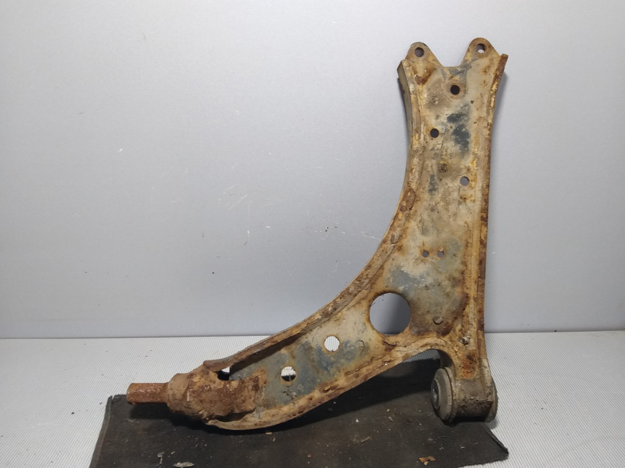 DIJELOVI LAFETA VW CADDY > 03-10 1K0407189E