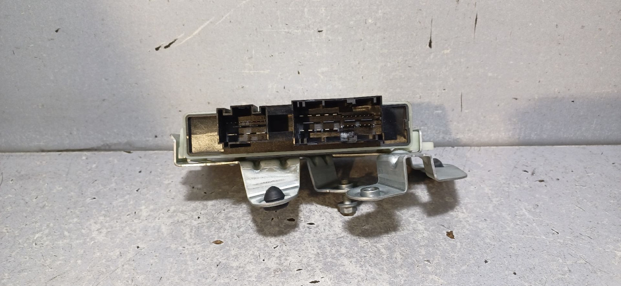 ELEKTRONIKA MODUL MERCEDES C KLASA (W205/S205) > 18-21
