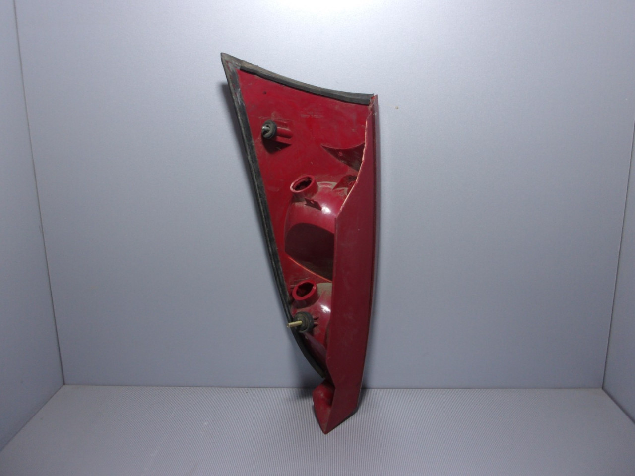 DIJELOVI STOP SVJETLO FORD FOCUS > 01-05 FD424016