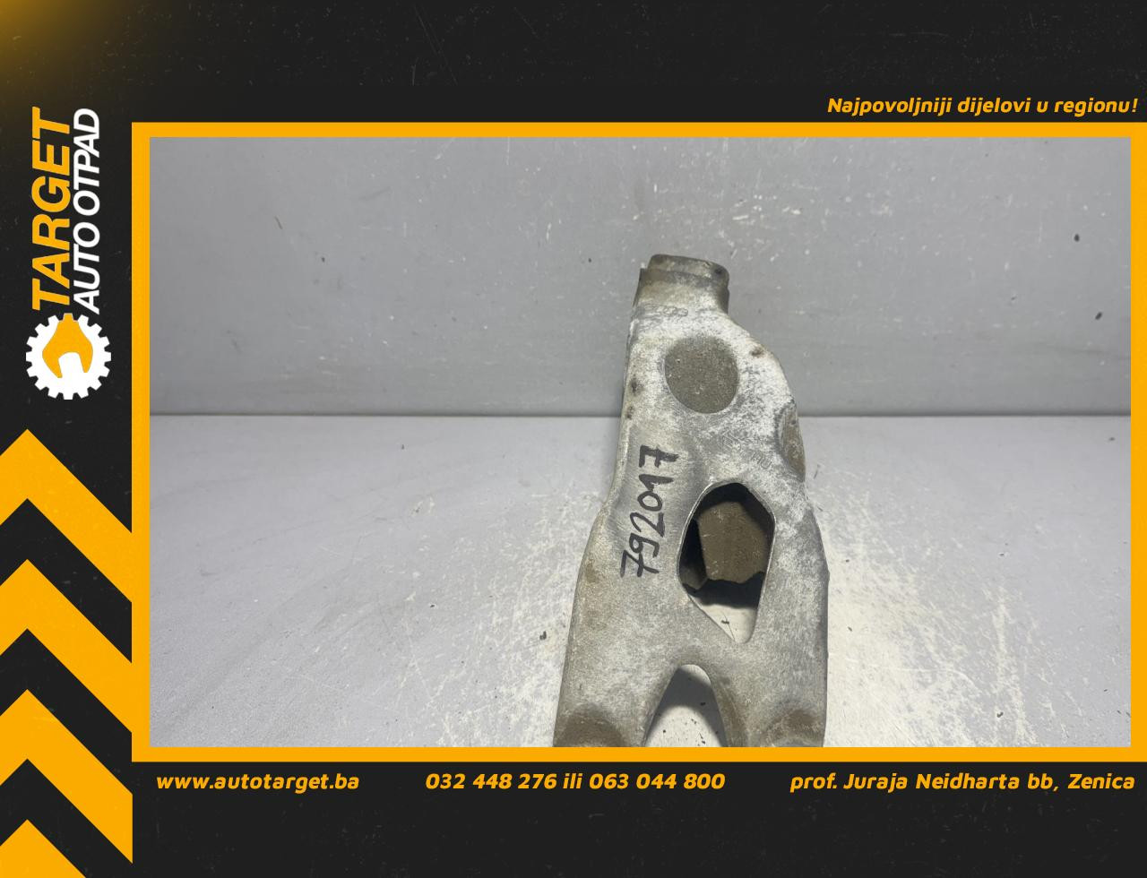 NOSAC MOTORA AUDI A4 (B8) > 12-15 8K0199307BP