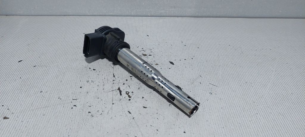 DIJELOVI BOMBINA AUDI A3 > 03-08 07K905715F