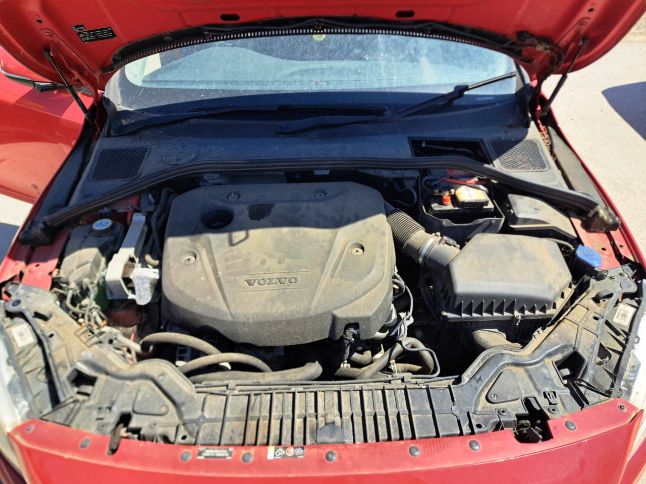 DIJELOVI VOLVO V60 2.0 DIZEL 110KW 2016. MJENJAC MOTOR D4204T9