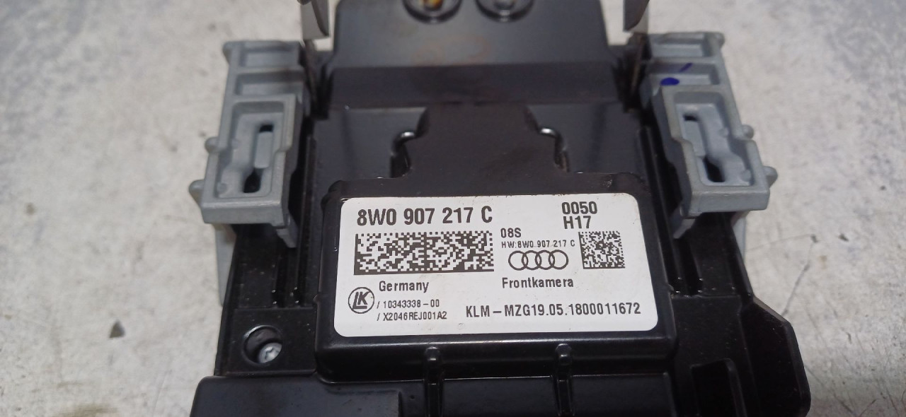DIJELOVI KAMERA VW T6 > 15-19 8W0907217C