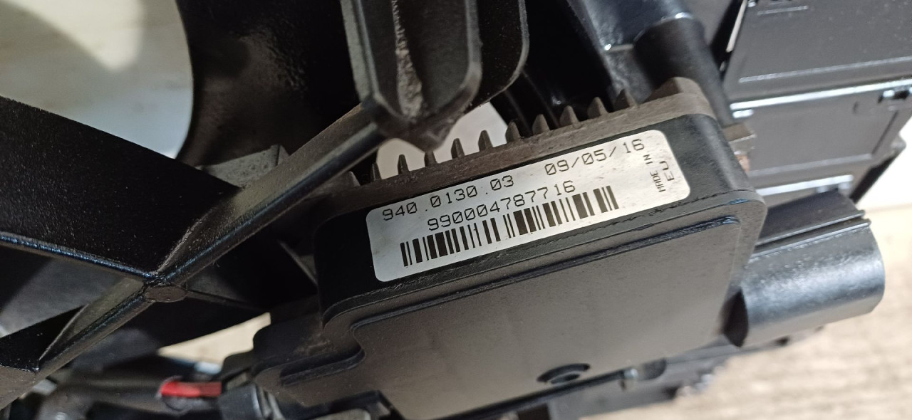 ELEKTRONIKA MODUL JAGUAR XE (X760) > 15 -  940013003