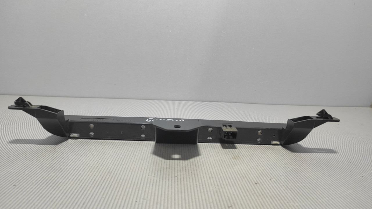TRECE STOP SVJETLO VOLVO V70 > 08-11 30678549