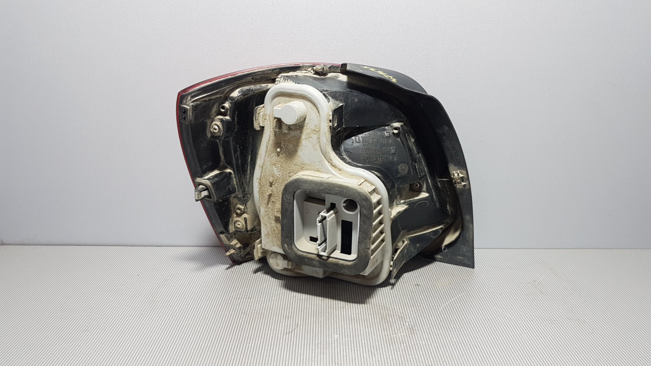 DIJELOVI STOP SVJETLO VW POLO > 09-14 6R0945096N