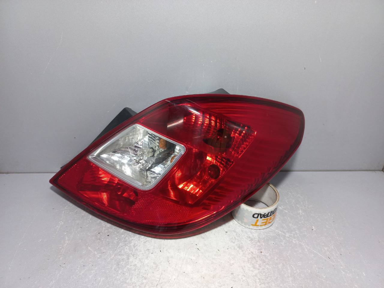 STOP SVJETLO OPEL CORSA D > 06-11 93190951