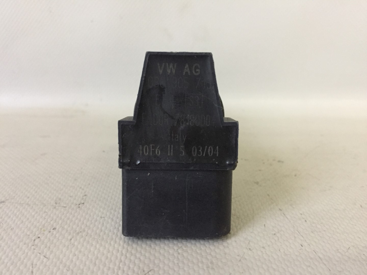 DIJELOVI BOMBINA AUDI A1 > 10-14 036905715