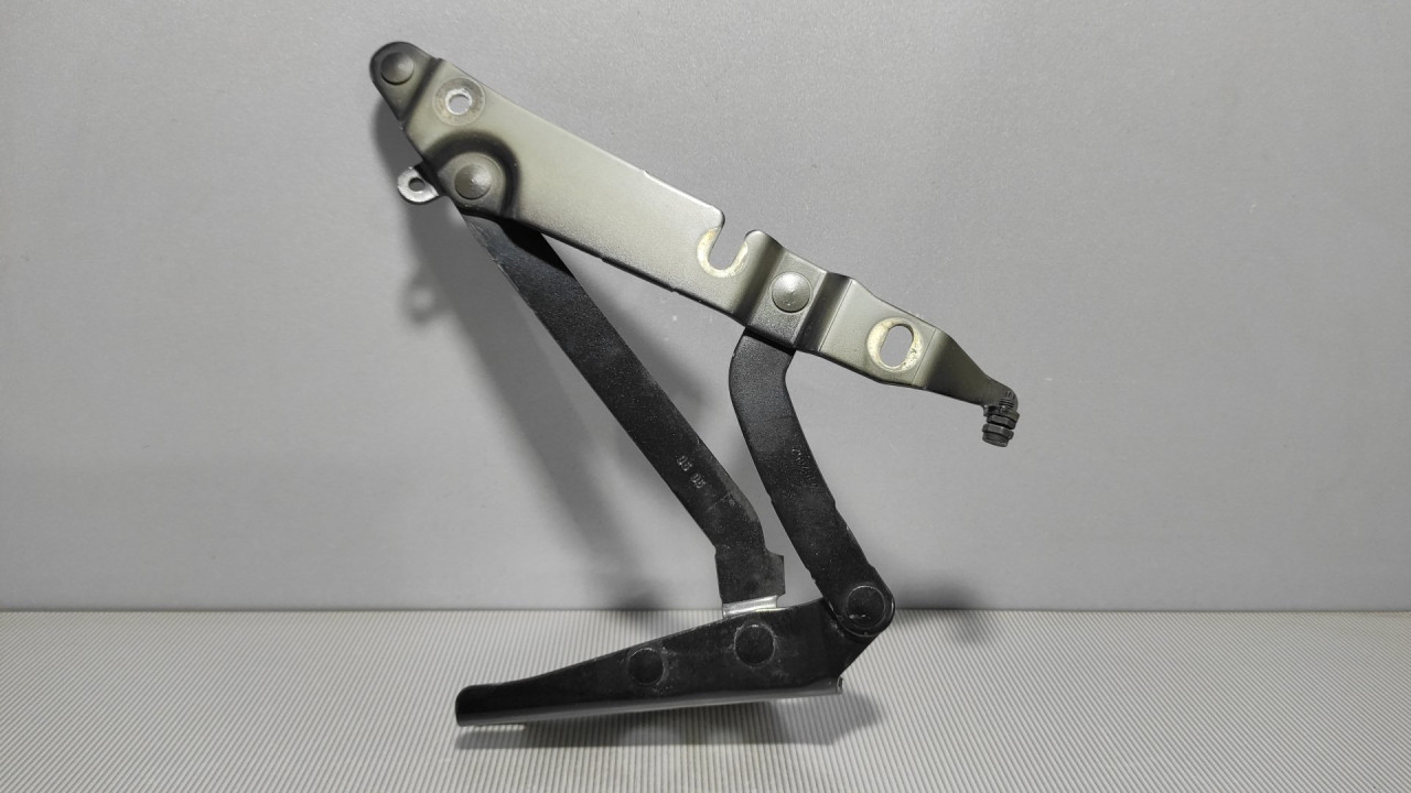 BAGLAMA GEPEKA AUDI A4 (B7) > 04-07 8H0827301A