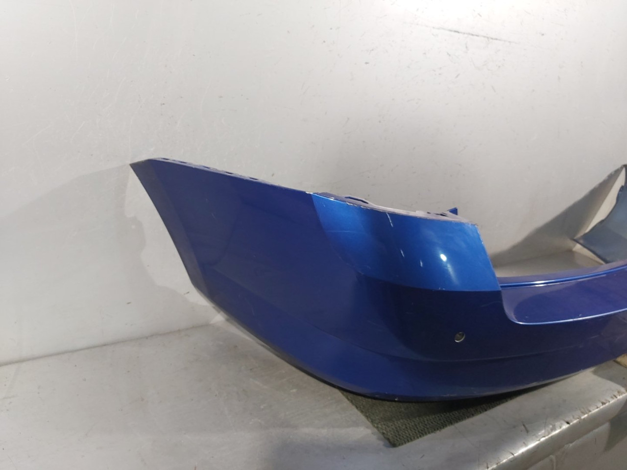 DIJELOVI BRANIK SKODA FABIA > 14- 6V9807421