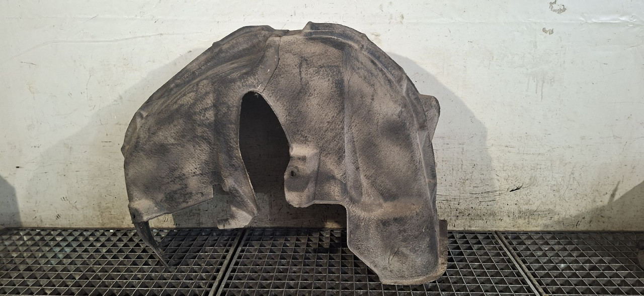 DIJELOVI UNUTRASNJI BLATOBRAN AUDI Q3 > 11-15 2.0 8P0809154A
