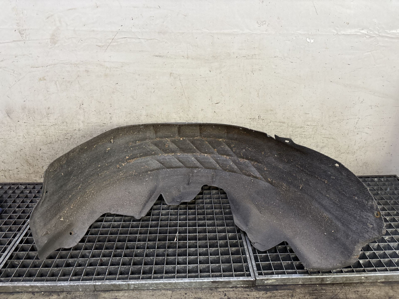 UNUTRASNJI BLATOBRAN VW PASSAT B8 > 14-19 5G0810971E