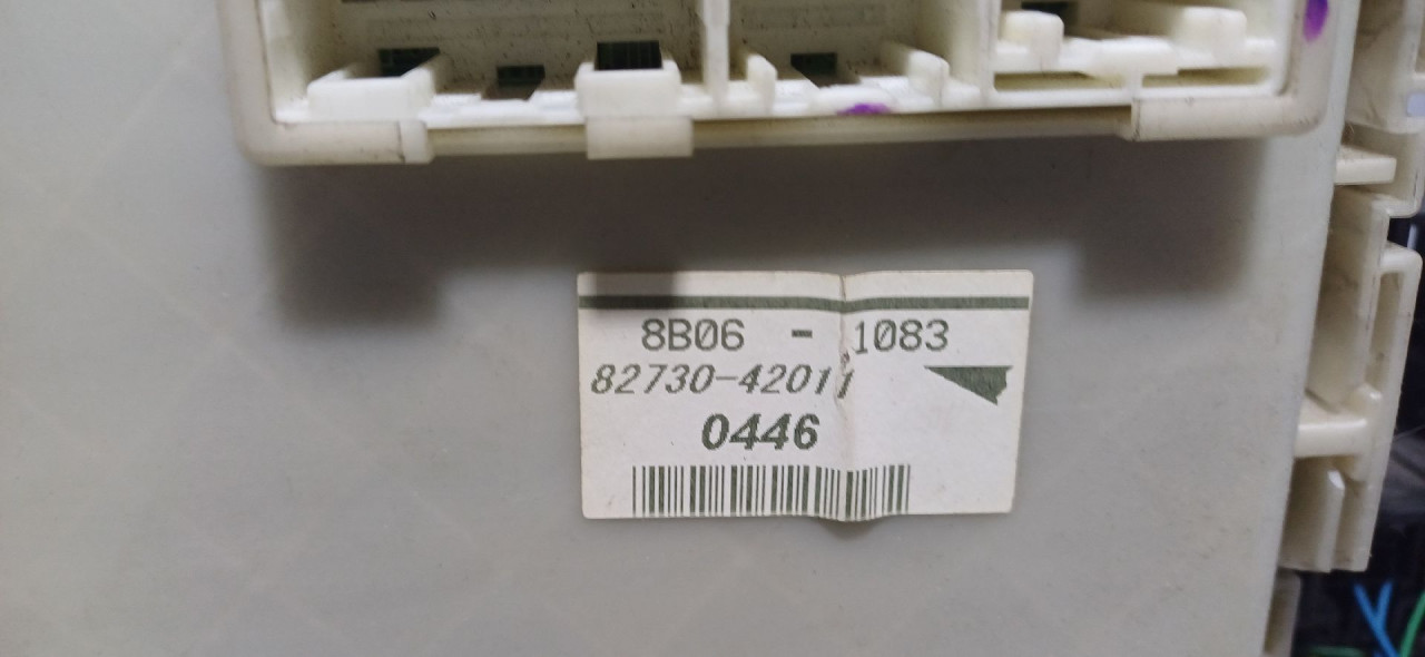 ELEKTRONIKA KUTIJA OSIGURACA TOYOTA RAV 4 > 06-09 82730