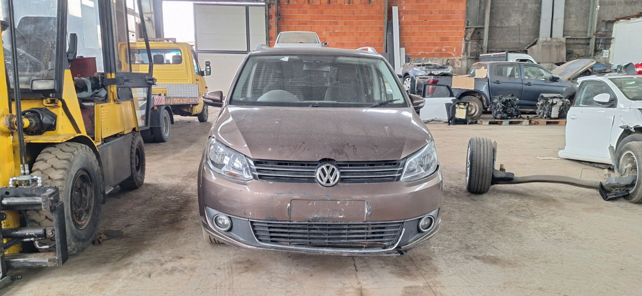 DIJELOVI VW TOURAN > 10-15 1.6 Dizel CAYC MOTOR