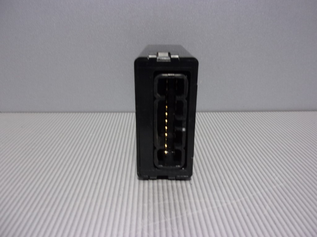 ELEKTRONIKA MODUL TOYOTA YARIS > 99-03 886500D130