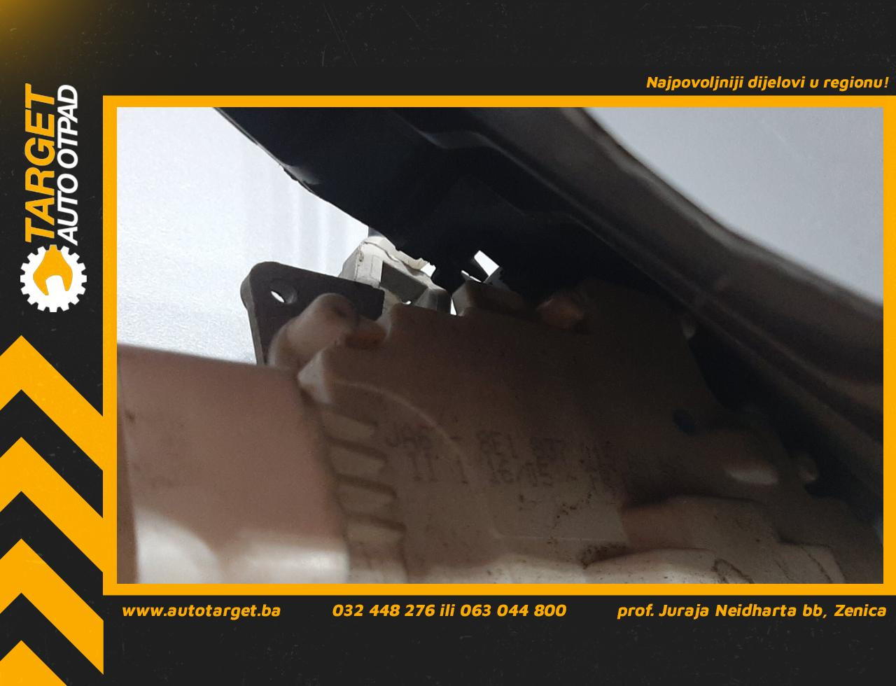 DIJELOVI BRAVA VRATA AUDI A4 (B7) > 04-07 8E1837015AA