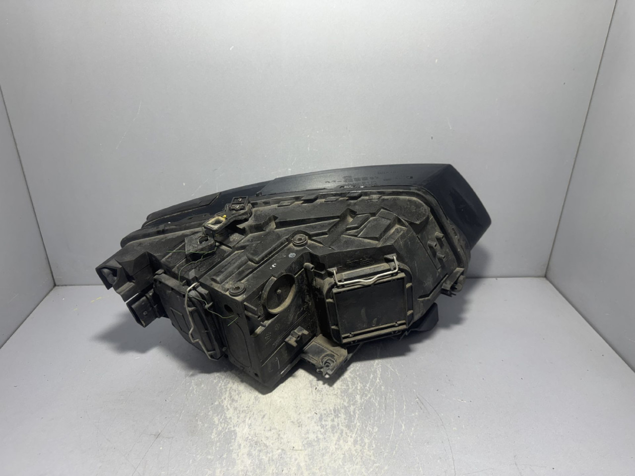 DIJELOVI FAR AUDI Q5 > 08-11 1011117075