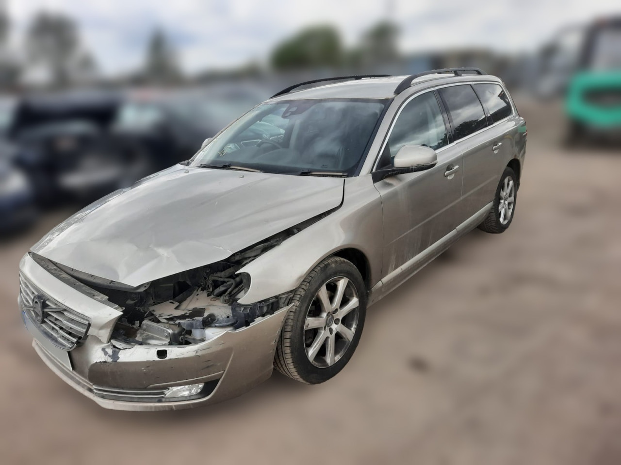 DIJELOVI VOLVO V70 > 14-16 2.0 Dizel D4204T5 MOTOR