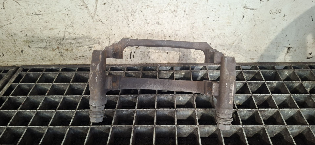 DIJELOVI NOSAC VW PASSAT B8 > 14-19 2.0