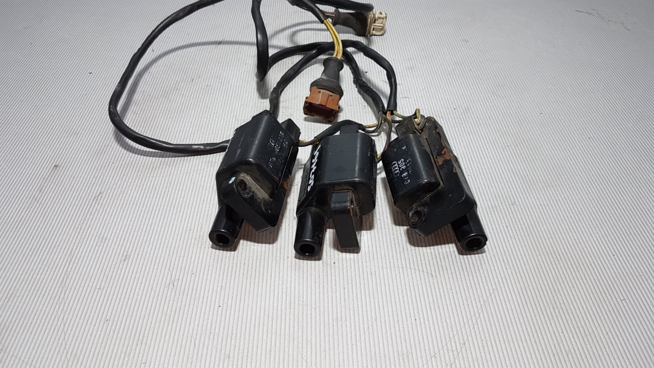 DIJELOVI BOMBINA AUDI A6 > 94-97 078905101A