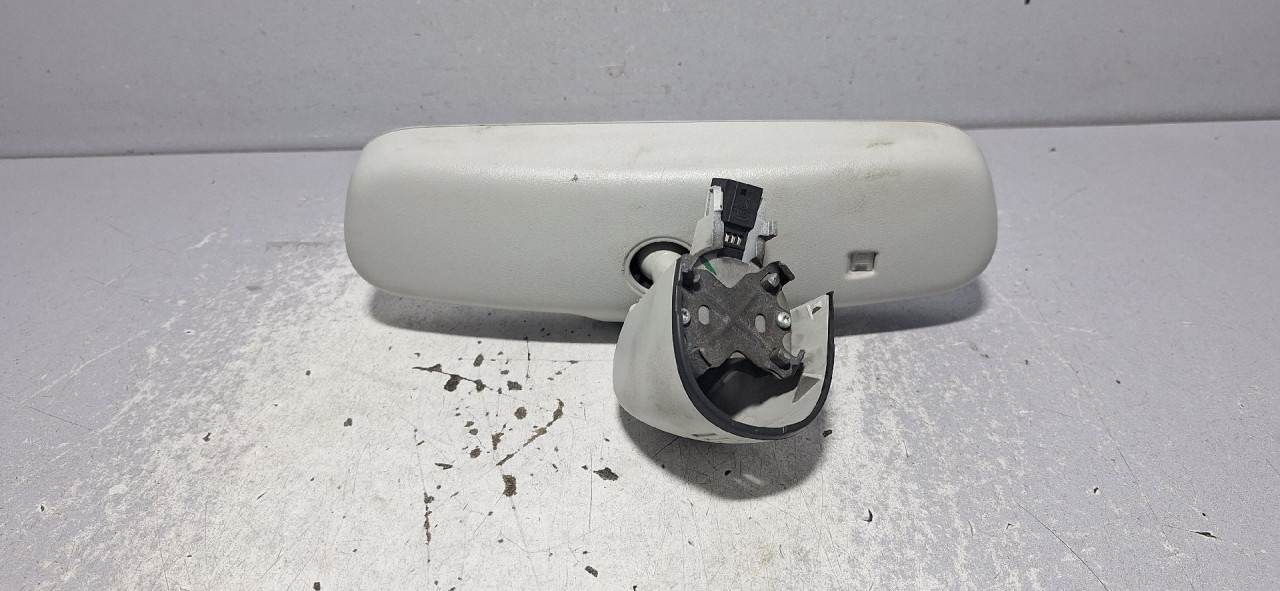 DIJELOVI UNUTRASNJI RETROVIZOR AUDI A4 (B9) > 19- 8T0857511