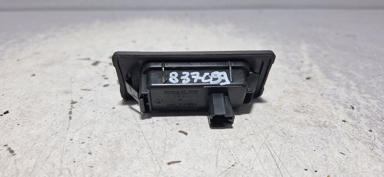 RASVJETA TABLICA VW TOUAREG > 18- 5NA943021