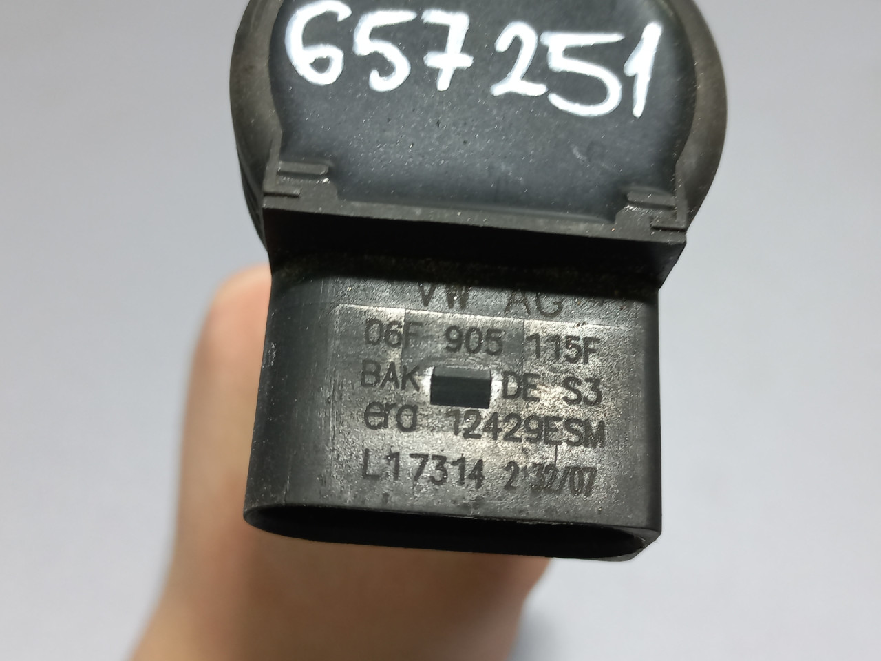 DIJELOVI BOMBINA VW PASSAT B6 > 05-10 06F905115F