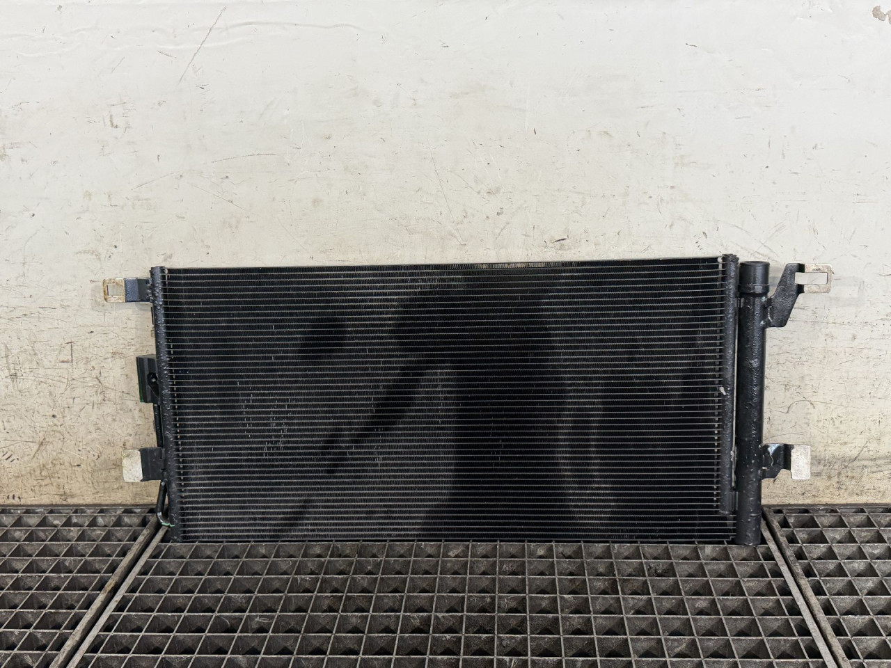 DIJELOVI HLADNJAK KLIME AUDI Q5 (FY) > 17 - 20  3.0 80A816411