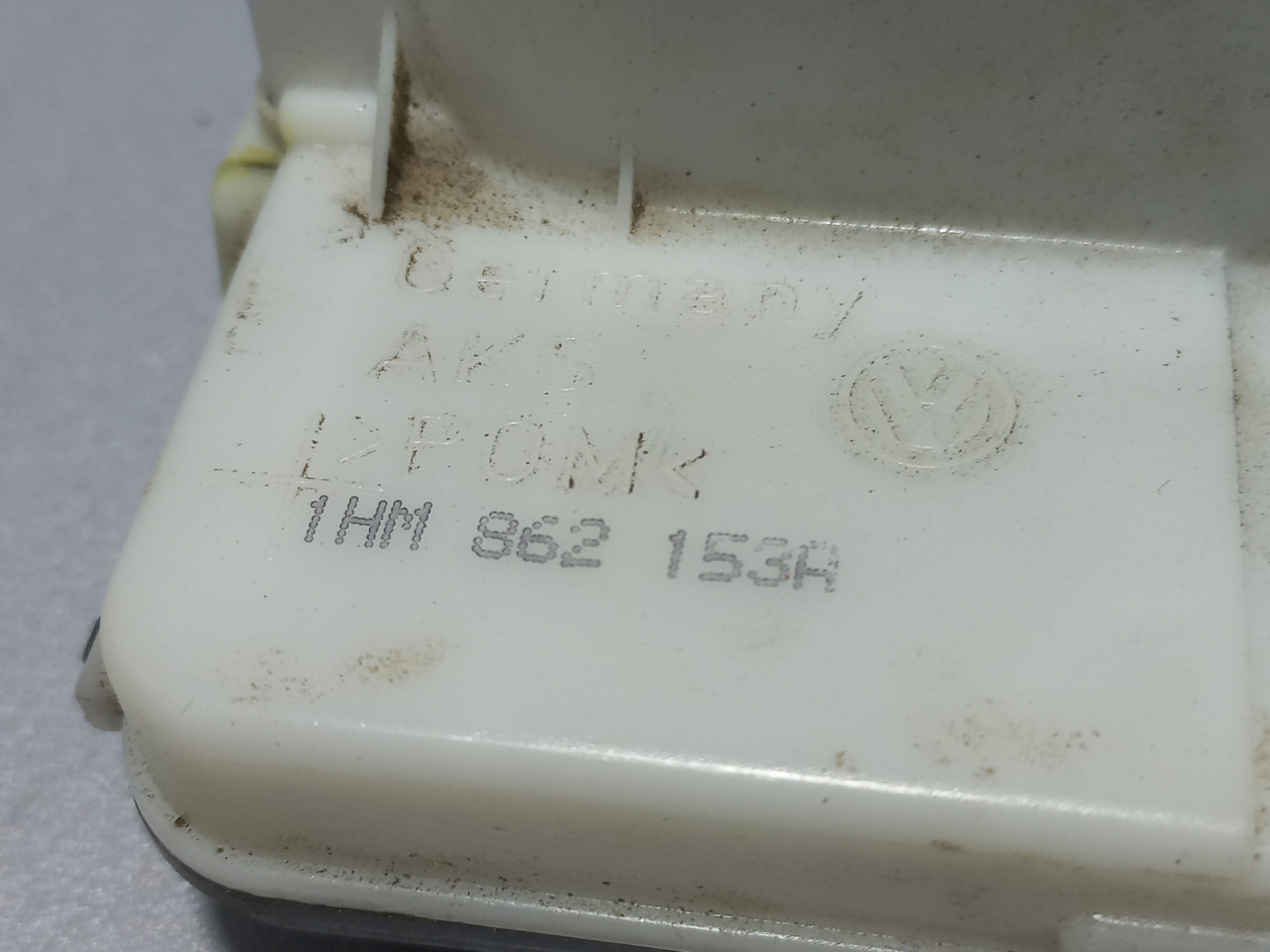 DIJELOVI BRAVA VRATA VW POLO > 01-05 1HM862153A