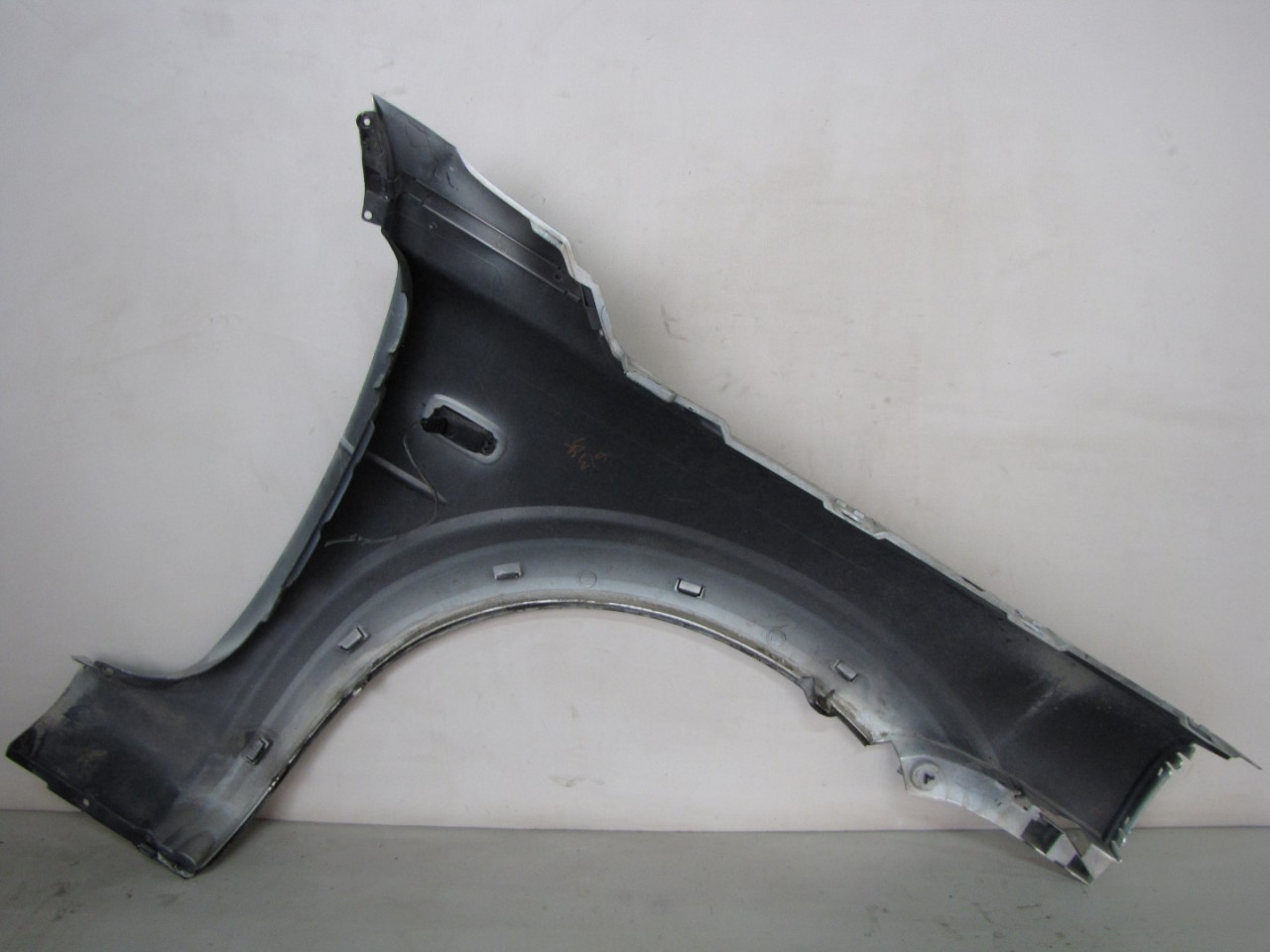 DIJELOVI BLATOBRAN LAND ROVER  LR715011