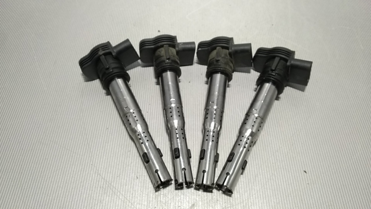 DIJELOVI BOMBINA SKODA OCTAVIA > 04-08 2.0 07K905715C