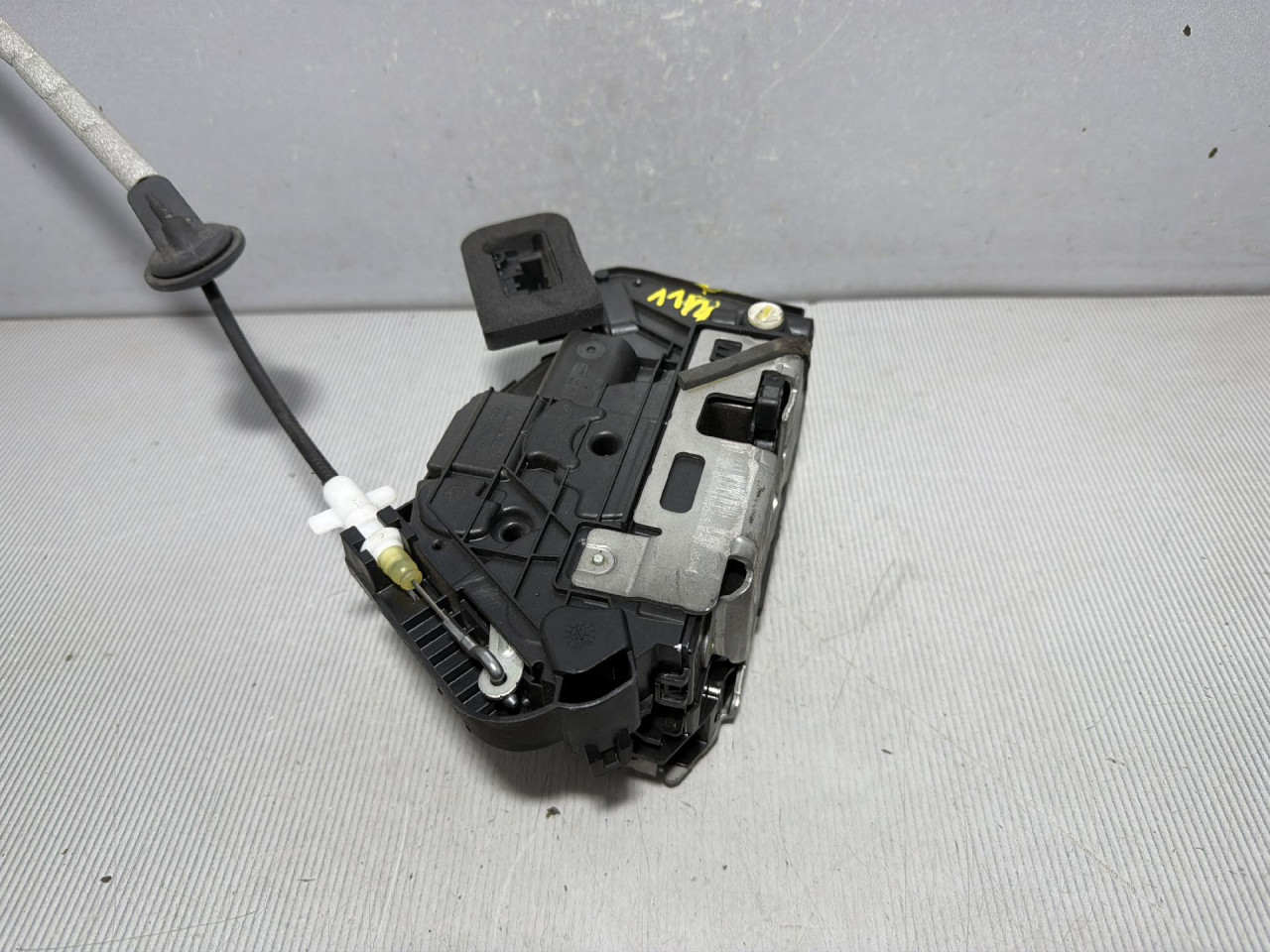DIJELOVI BRAVA VRATA VW POLO > 21- 1.0 5TA839016P
