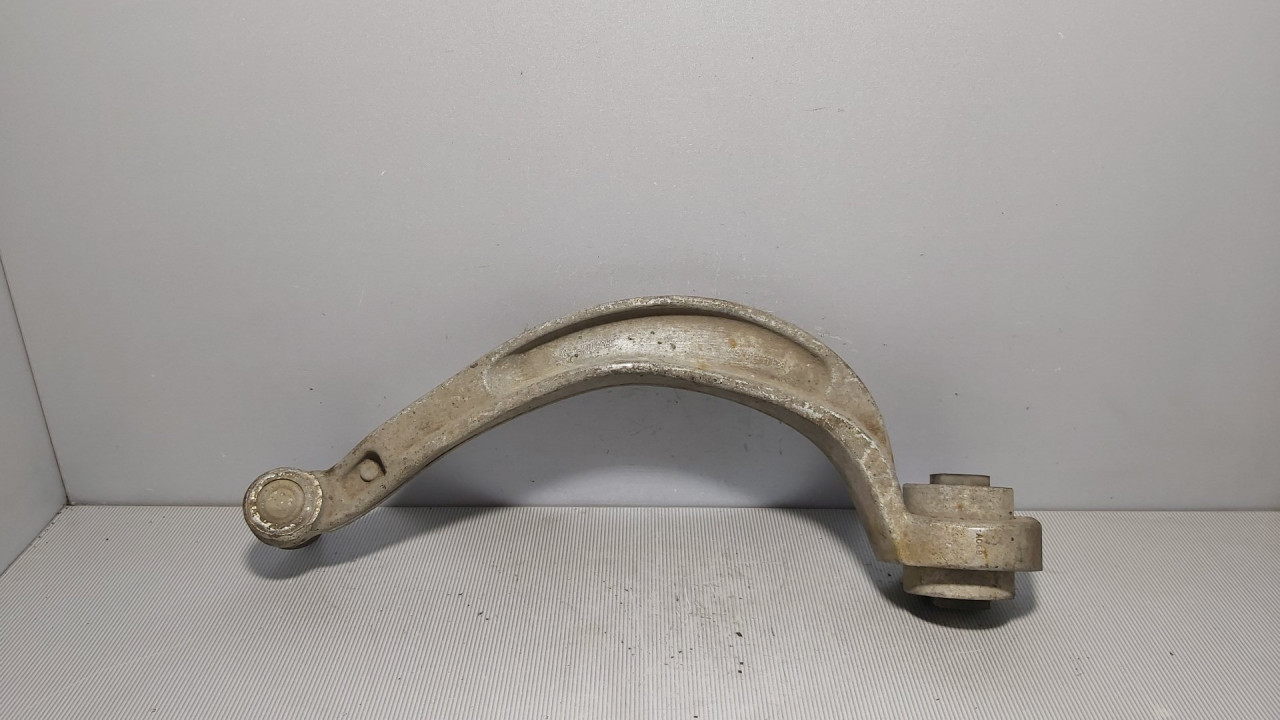 DIJELOVI RAME AUDI A4 (B8) > 07-11 8K0407695C