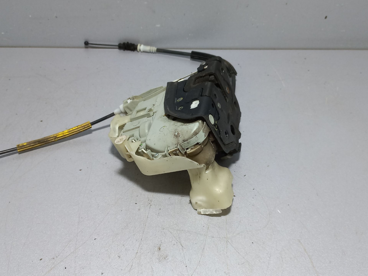 DIJELOVI BRAVA VRATA AUDI Q5 > 08-11 8J1837015C