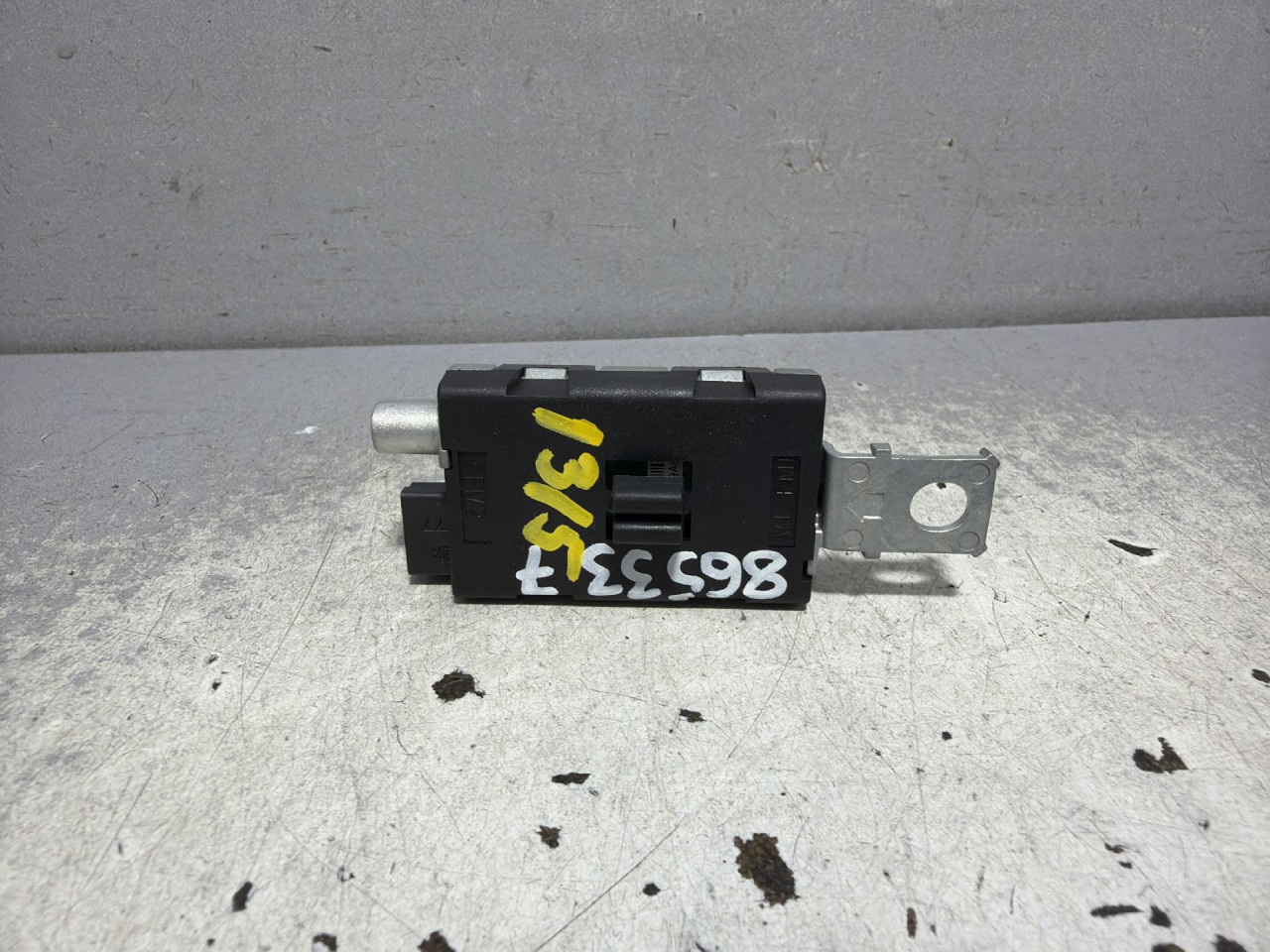 DIJELOVI ANTENA PEUGEOT 3008 > 16-20 1.5 9678016880