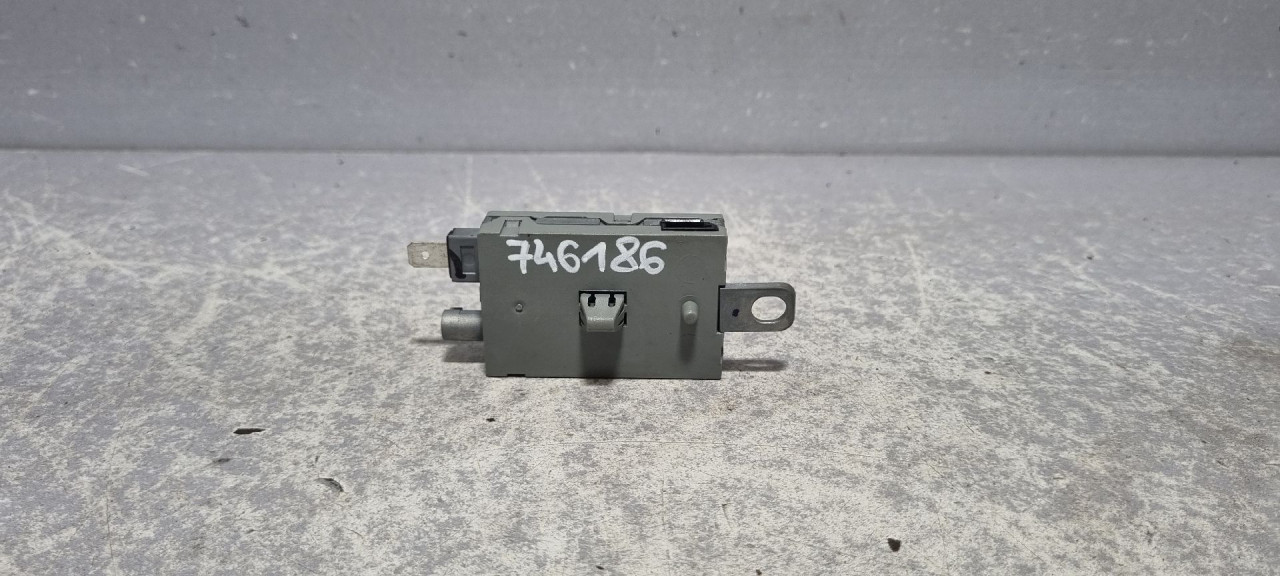 DIJELOVI ANTENA FORD KUGA > 16-19 7CP118C847HA